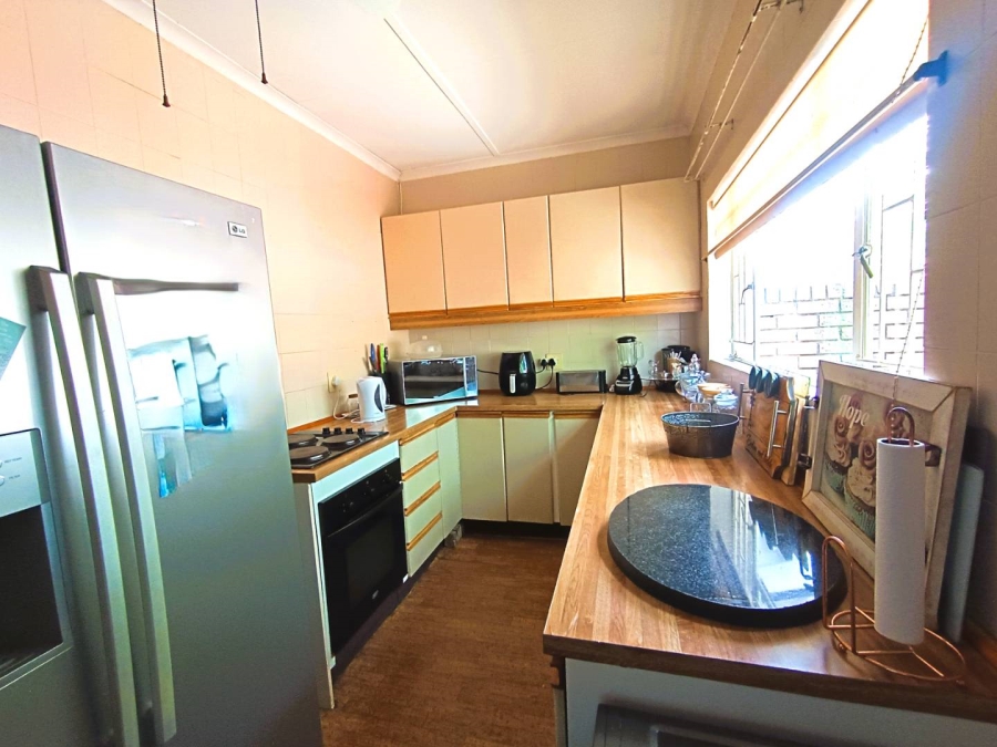 3 Bedroom Property for Sale in Langenhovenpark Free State